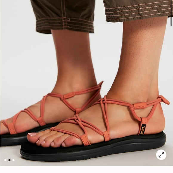 Teva sandals - Picture 3 of 10